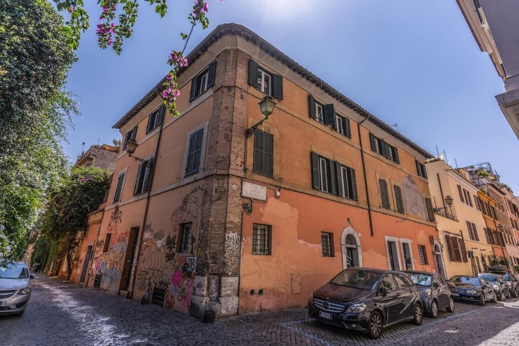 Cisterna 9 Appartamento *